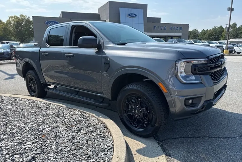2025 Ford Ranger XLT photo 1
