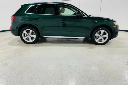 2020 Audi Q5 Premium Plus 45 TFSI S line photo 3