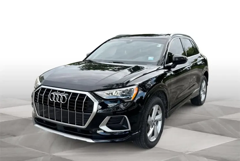 2020 Audi Q3 Premium photo 1