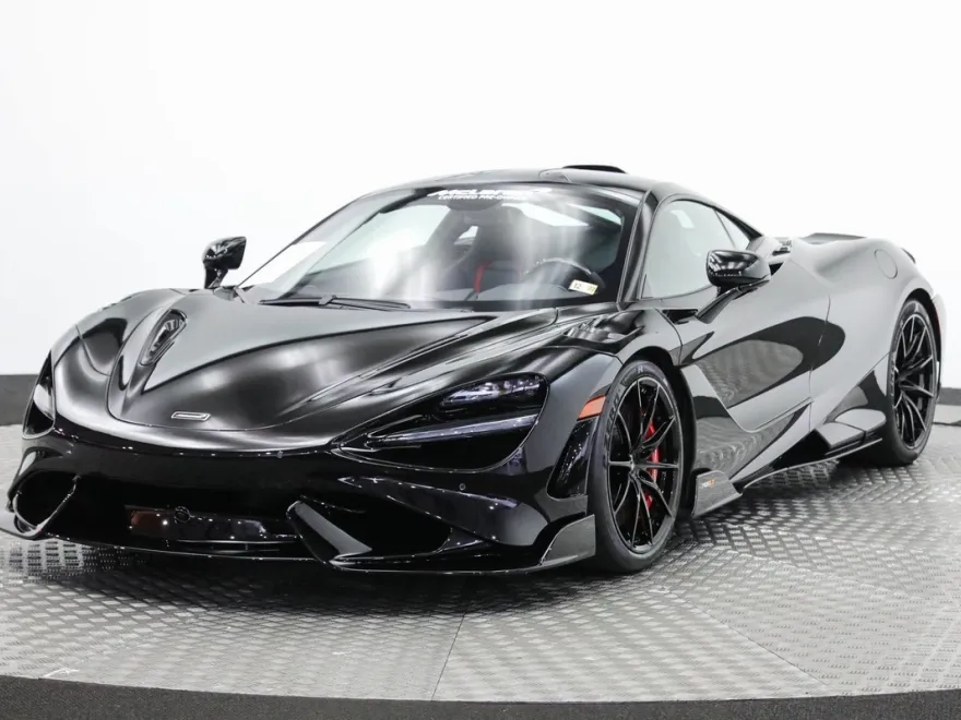 2021 Mclaren 765LT photo 1