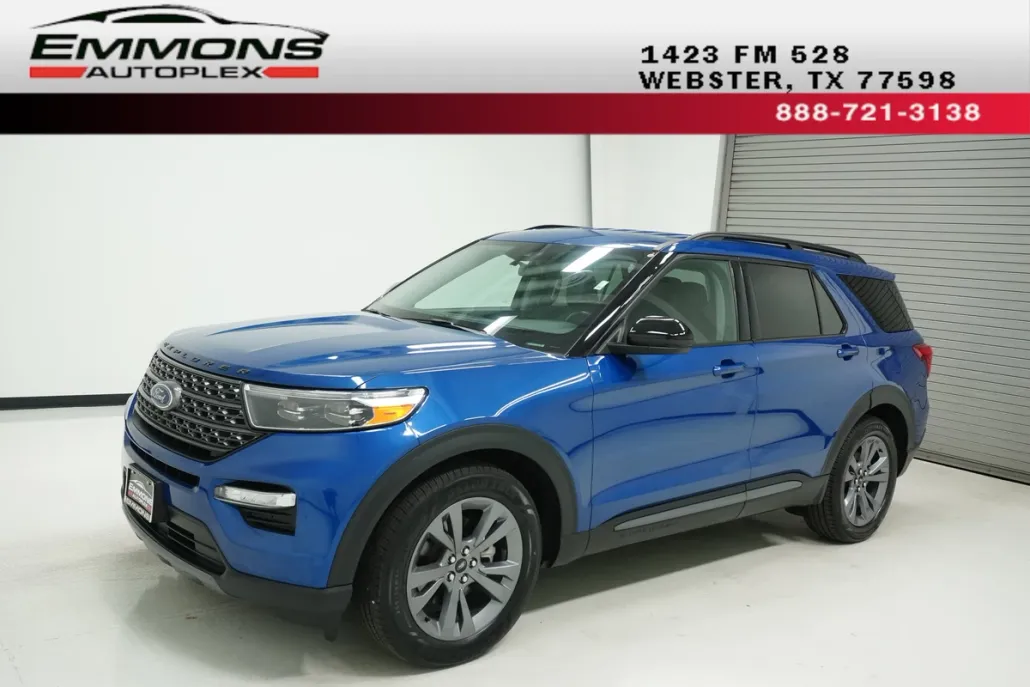2022 Ford Explorer XLT photo 1