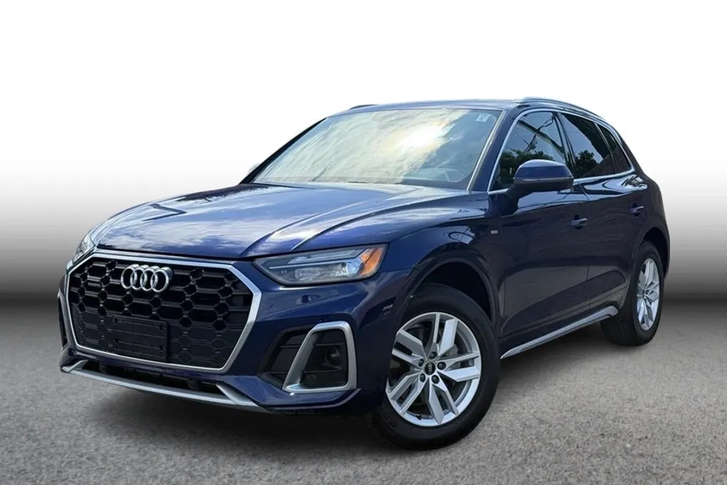 2022 Audi Q5 45 TFSI S line Premium photo 1