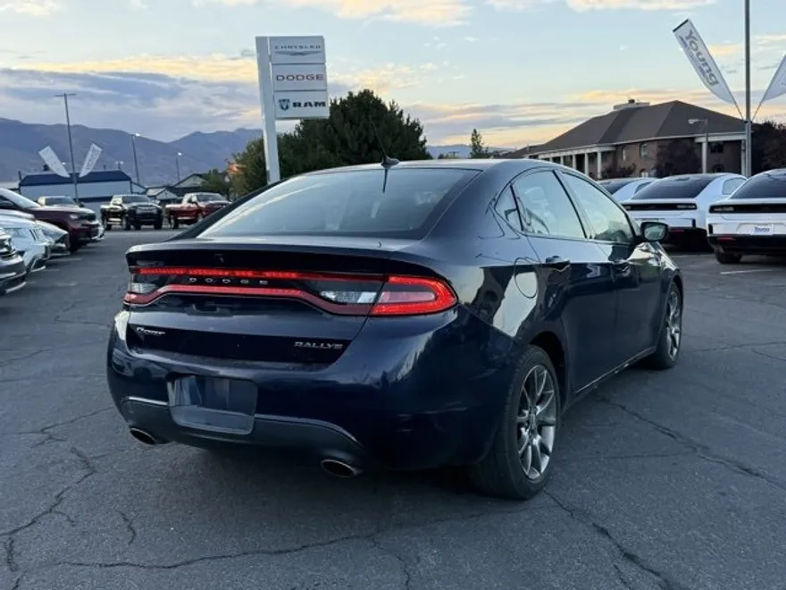 2013 Dodge Dart SXT photo 1