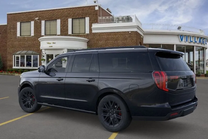 2025 Ford Expedition MAX Platinum photo 1