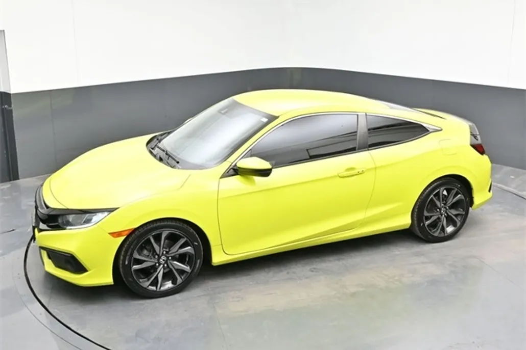 2019 Honda Civic Sport photo 1