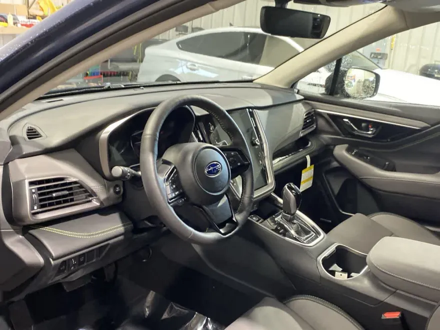 2025 Subaru Outback Onyx Edition photo 1