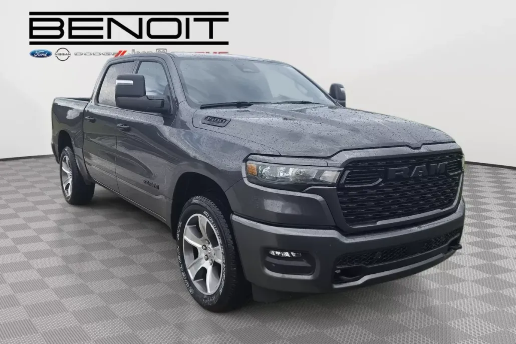 2025 Ram 1500 Tradesman photo 1