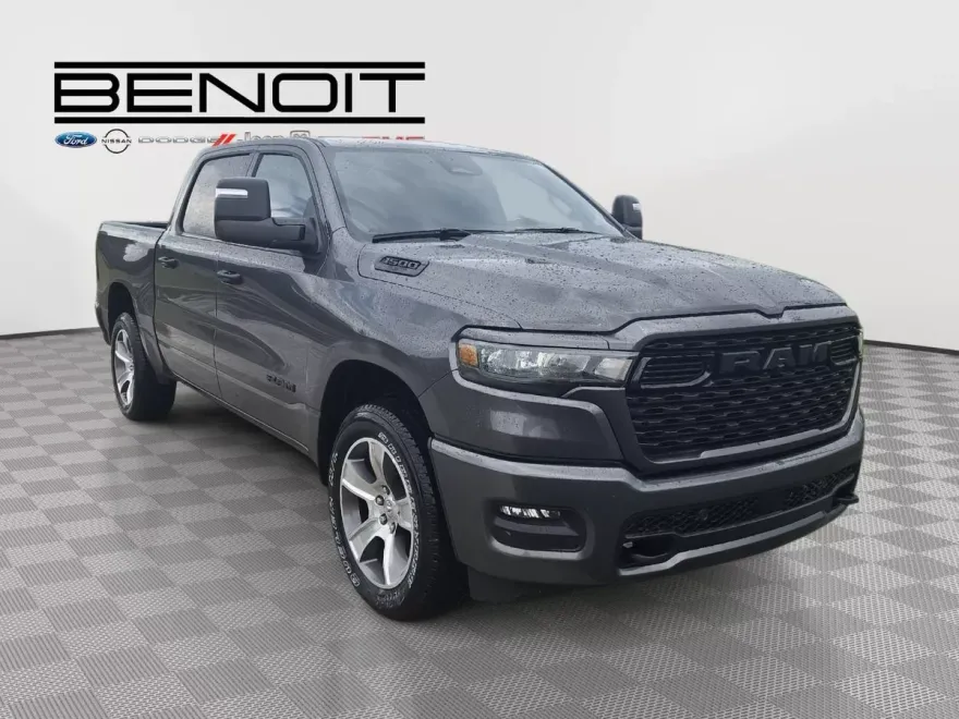 2025 Ram 1500 Tradesman photo 1