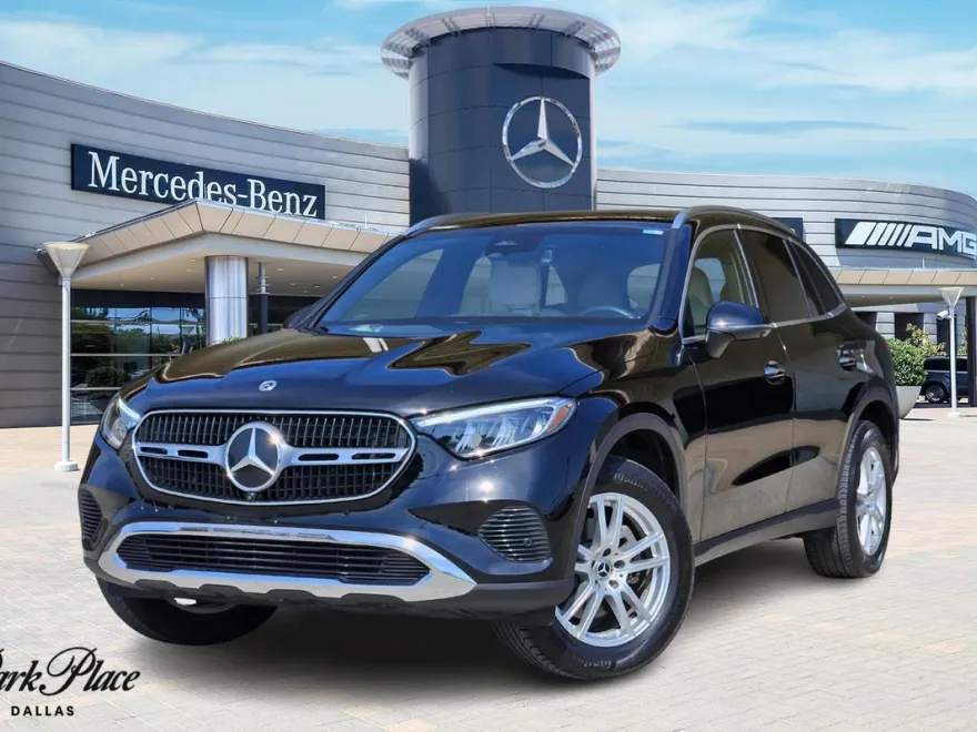 2025 Mercedes Benz GLC 300 photo 1