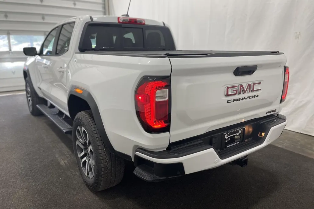 2023 Gmc Canyon AT4 photo 1
