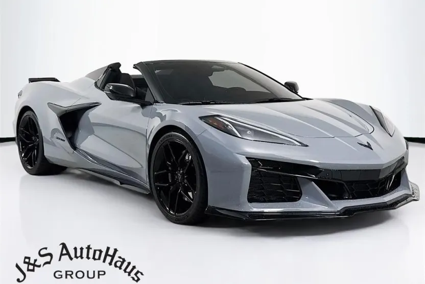 2025 Chevrolet Corvette Z06 3LZ photo 1