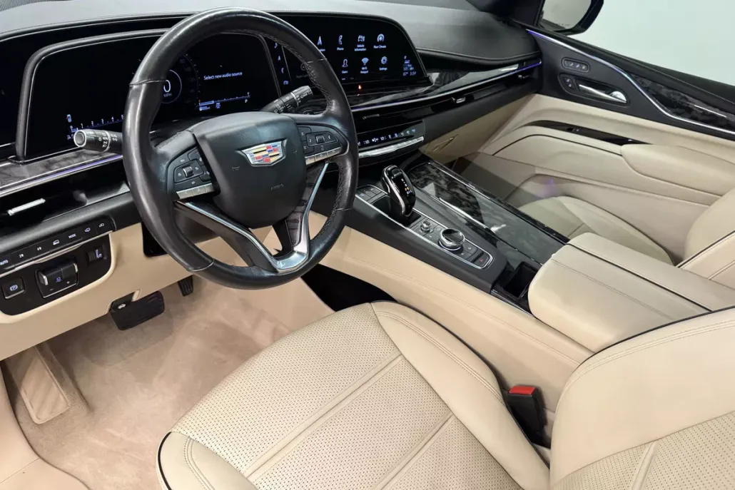2021 Cadillac Escalade Premium Luxury photo 1