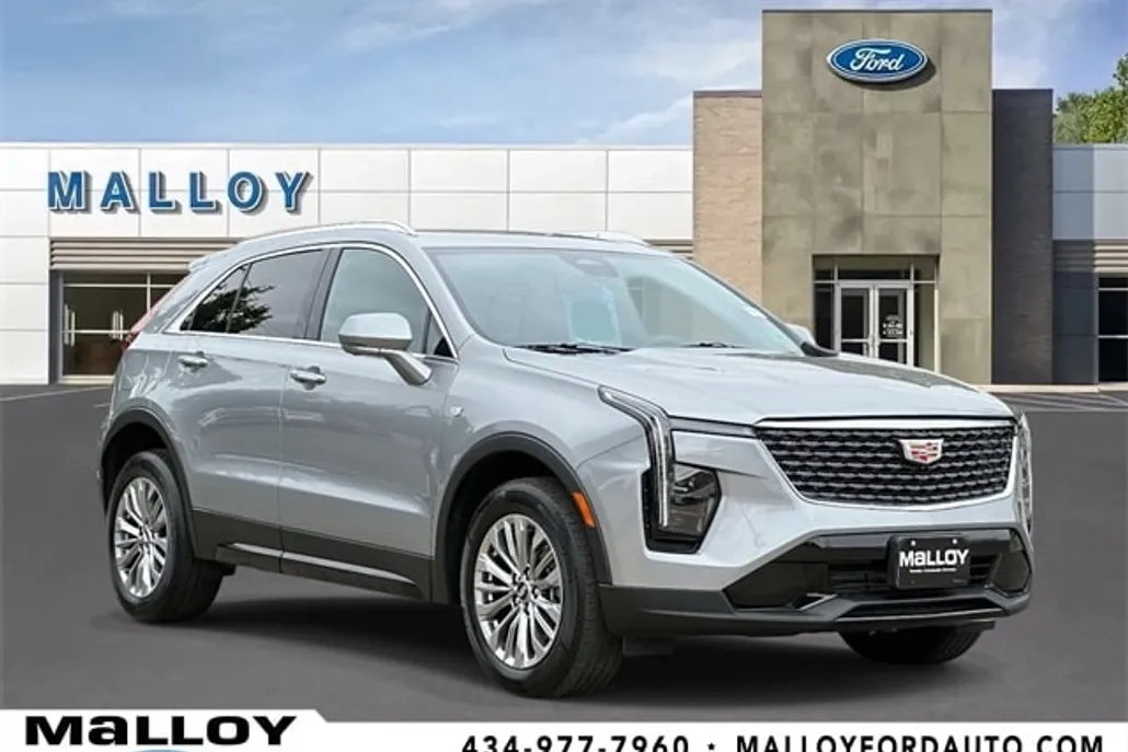 2025 Cadillac XT4 Premium Luxury photo 1