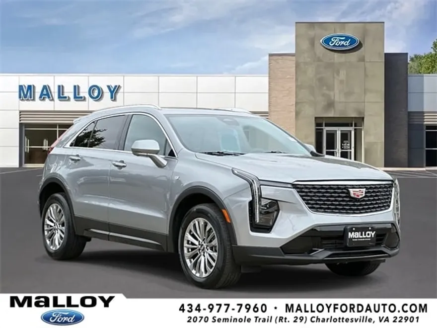 2025 Cadillac XT4 Premium Luxury photo 1