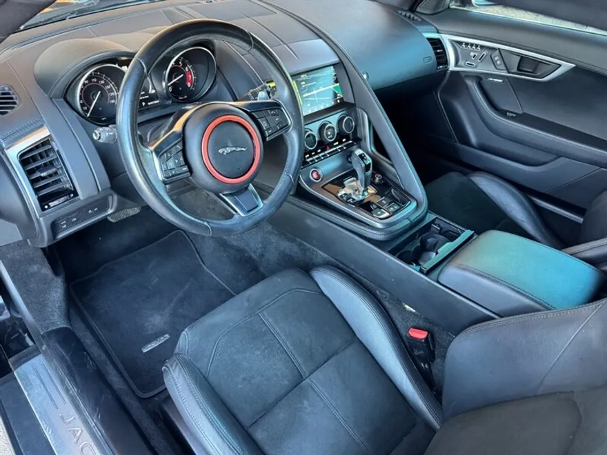 2020 Jaguar F-TYPE P300 photo 1