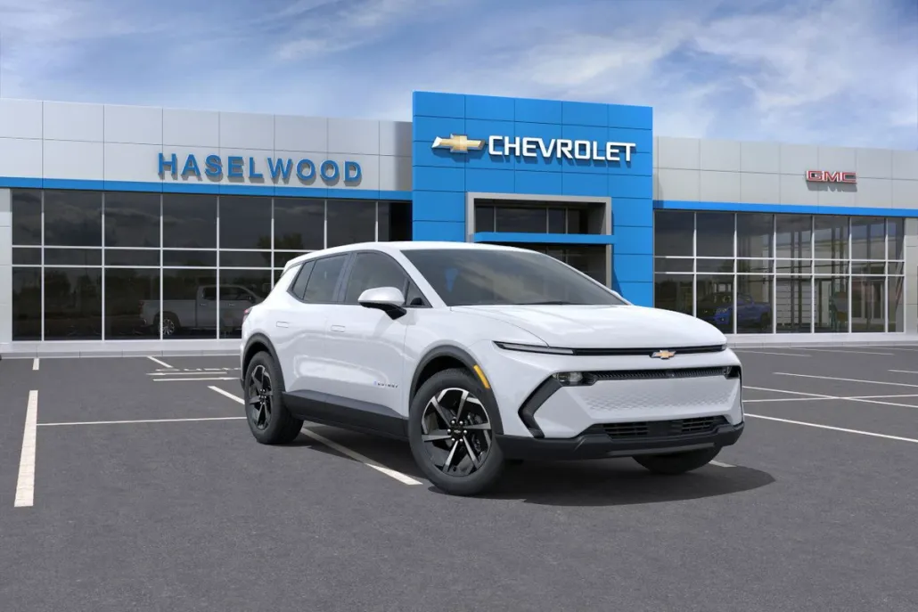 2026 Chevrolet Equinox EV 1LT photo 1