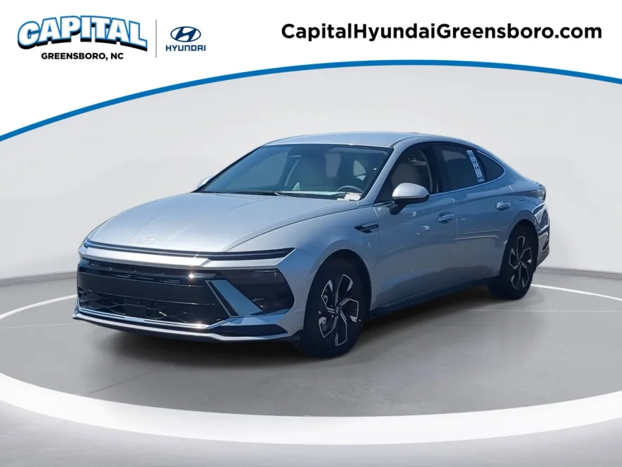 2025 Hyundai Sonata SEL photo 1