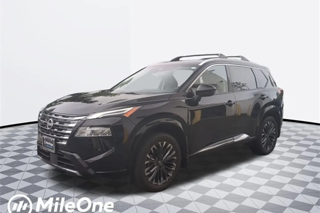 2024 Nissan Rogue Platinum AWD photo 1