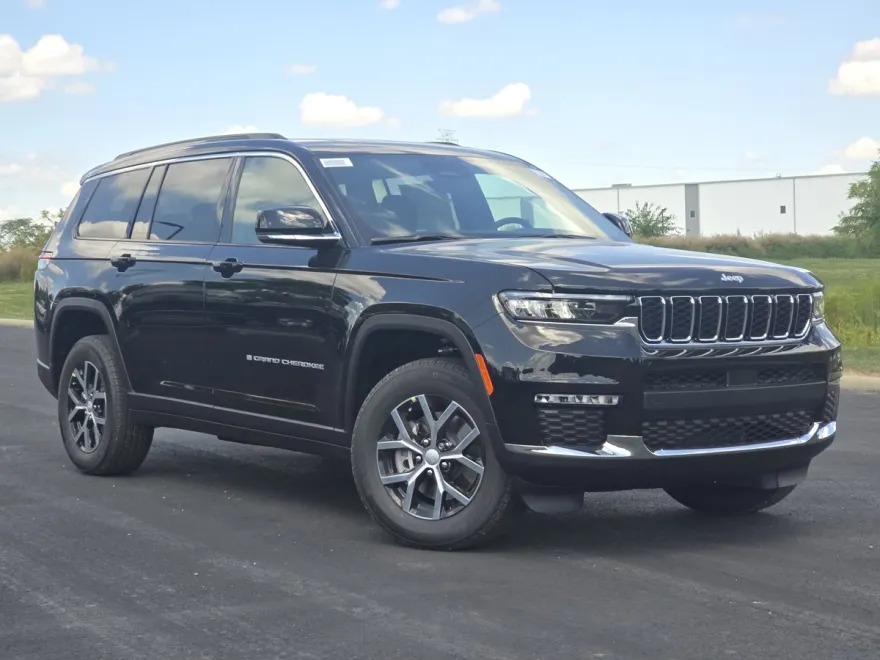 2025 Jeep Grand Cherokee Limited photo 1