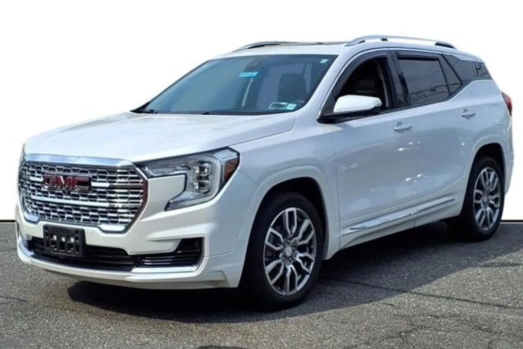 2022 Gmc Terrain Denali photo 1