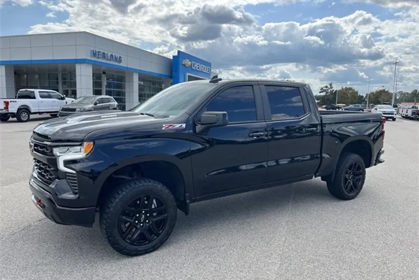 2023 Chevrolet Silverado 1500 LT Trail Boss photo 1