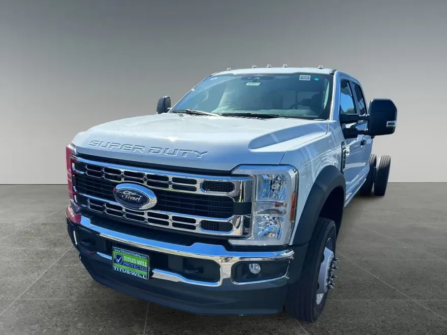 2025 Ford F-450 photo 1