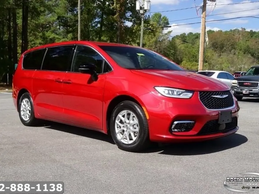 2025 Chrysler Pacifica photo 1