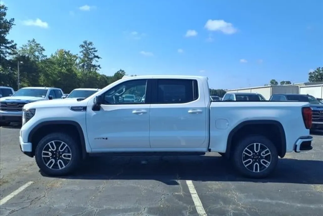 2025 Gmc Sierra 1500 AT4 photo 1