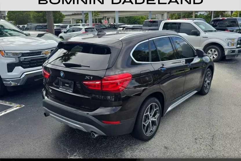 2017 Bmw X1 XDrive28i photo 1
