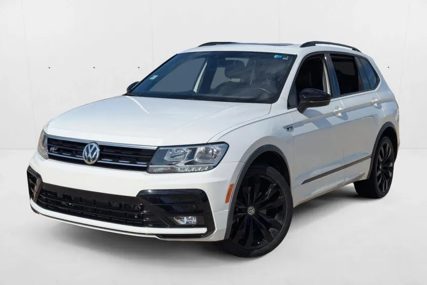 2021 Volkswagen Tiguan SE photo 1