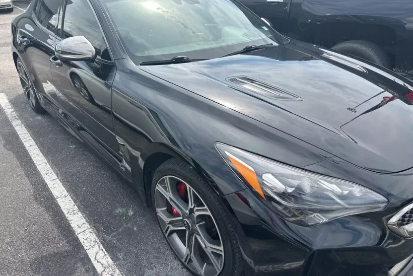 2020 Kia Stinger GT2 photo 1