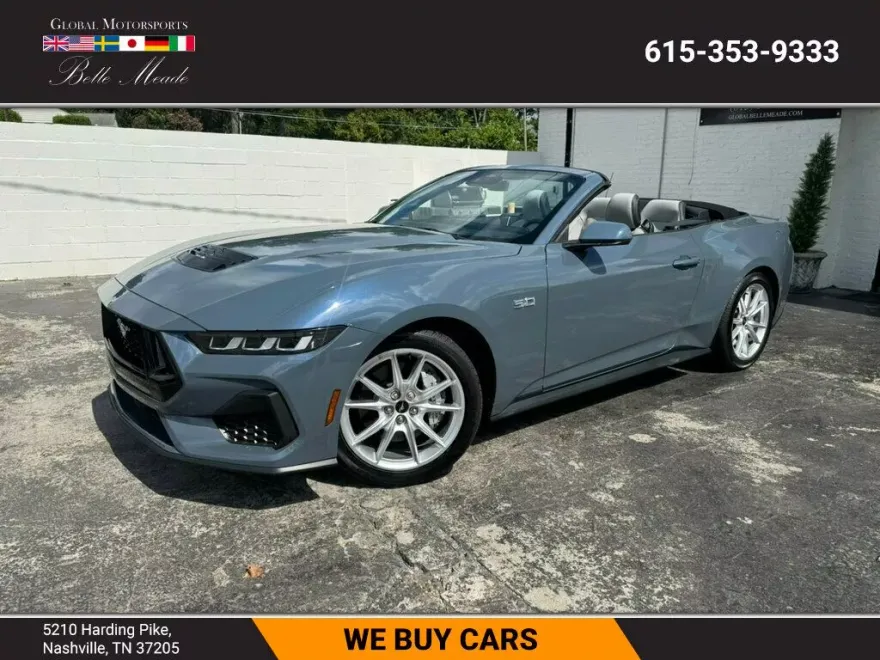 2024 Ford Mustang Convertible photo 1