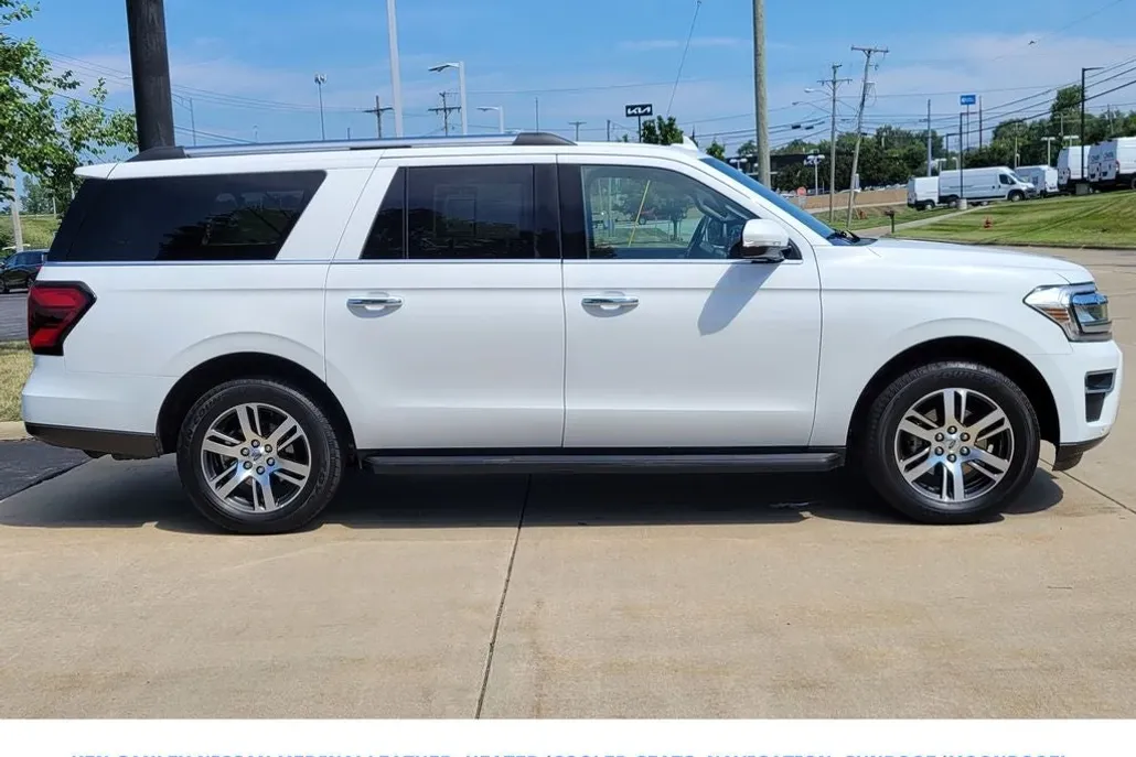 2024 Ford Expedition MAX Limited photo 1
