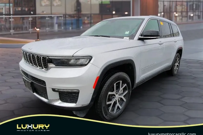 2024 Jeep Grand Cherokee Limited Sport photo 1