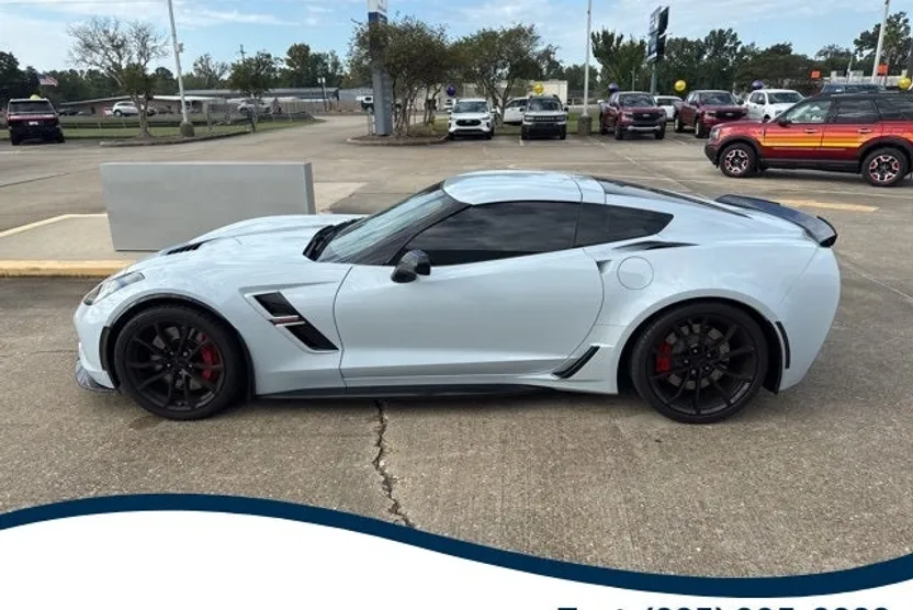2018 Chevrolet Corvette Grand Sport 2LT photo 1