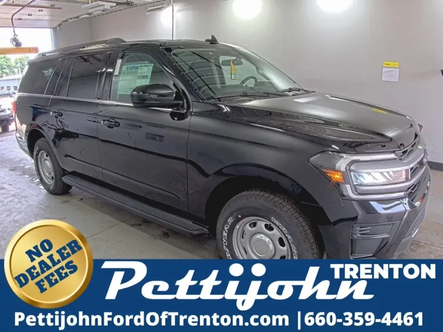 2023 Ford Expedition MAX XL photo 1