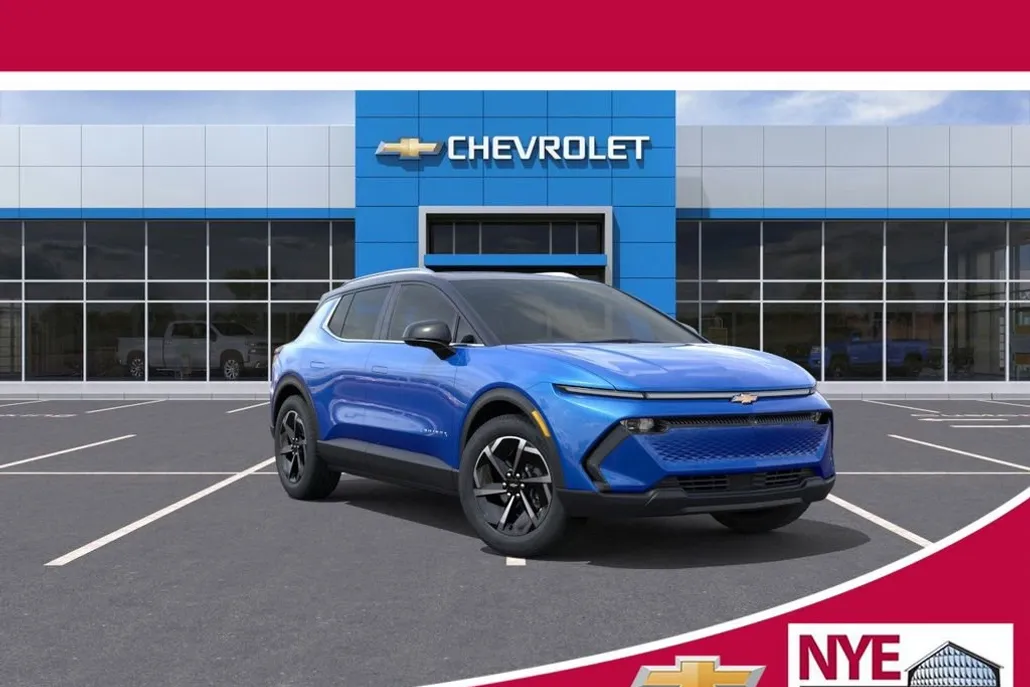 2026 Chevrolet Equinox EV 1LT photo 1