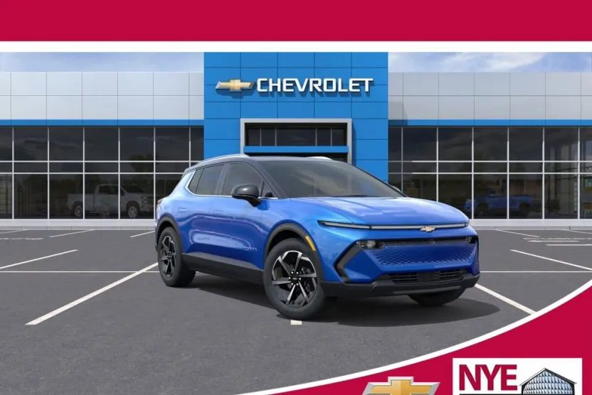 2026 Chevrolet Equinox EV 1LT photo 1