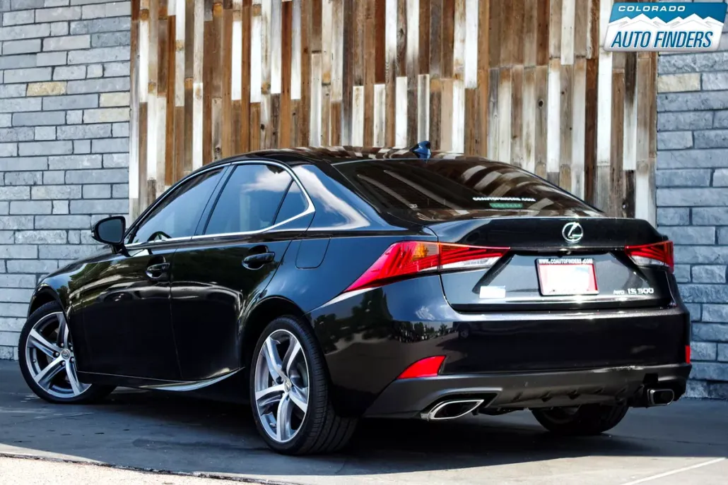 2018 Lexus IS 300 photo 1