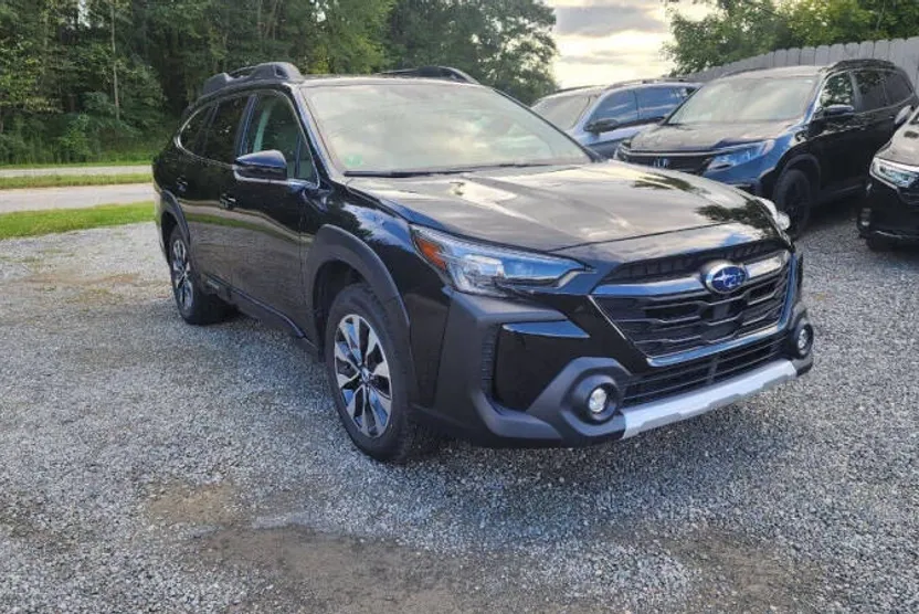 2023 Subaru Outback Limited photo 1