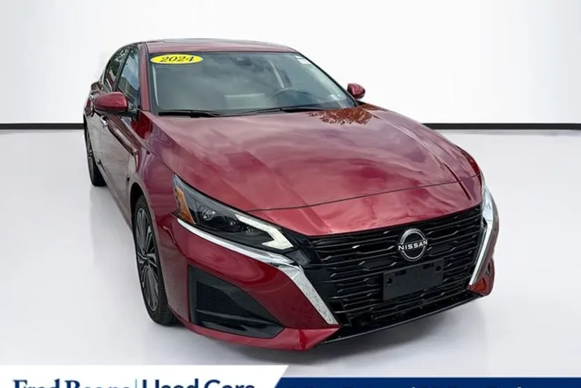 2024 Nissan Altima 2.5 SL photo 1