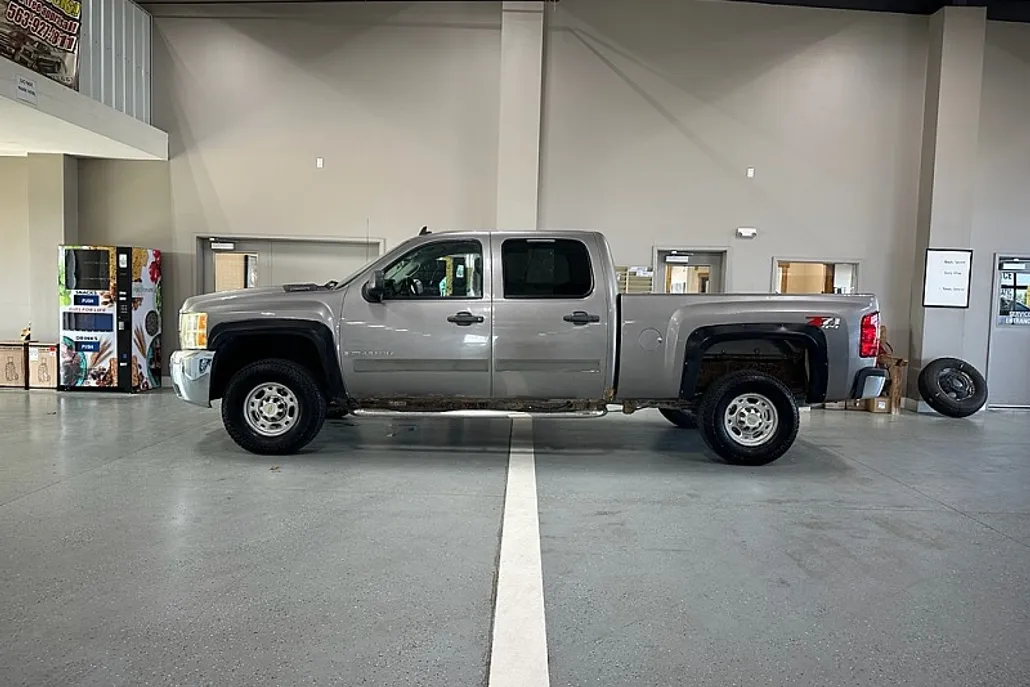 2008 Chevrolet Silverado 2500HD LT1 photo 1