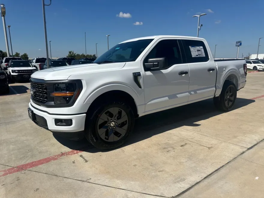 2025 Ford F-150 STX photo 1