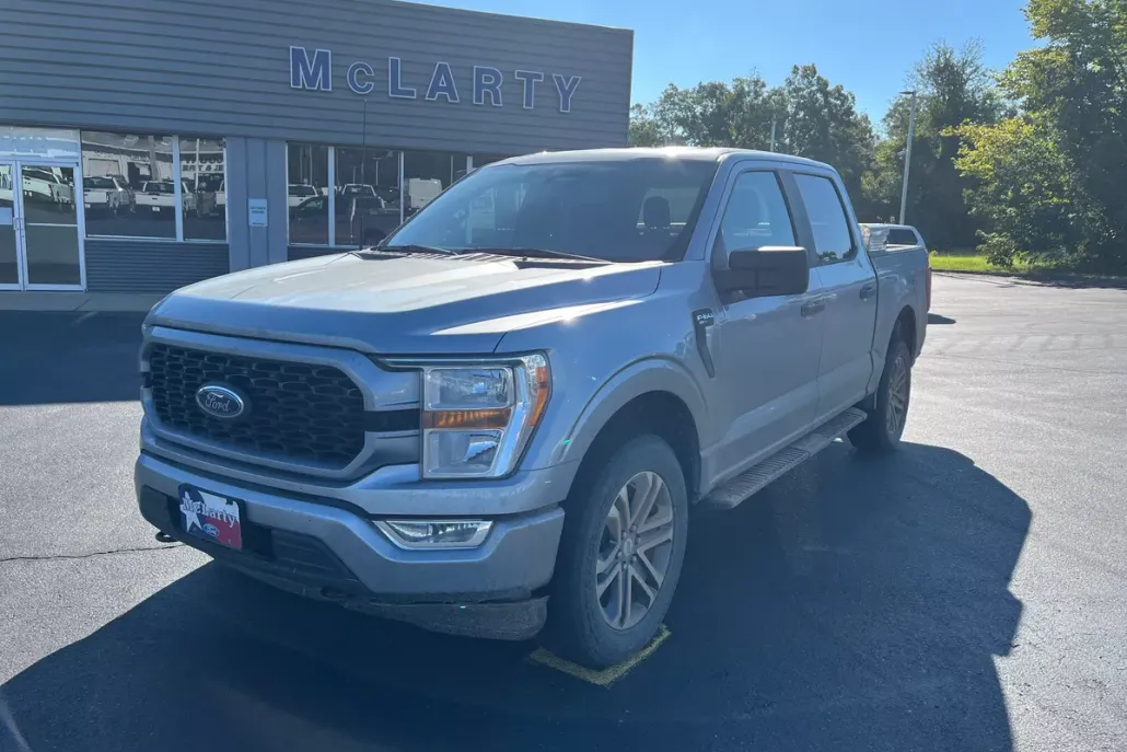 2021 Ford F-150 XL photo 1