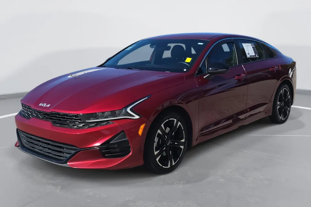 2022 Kia K5 GT-Line photo 1