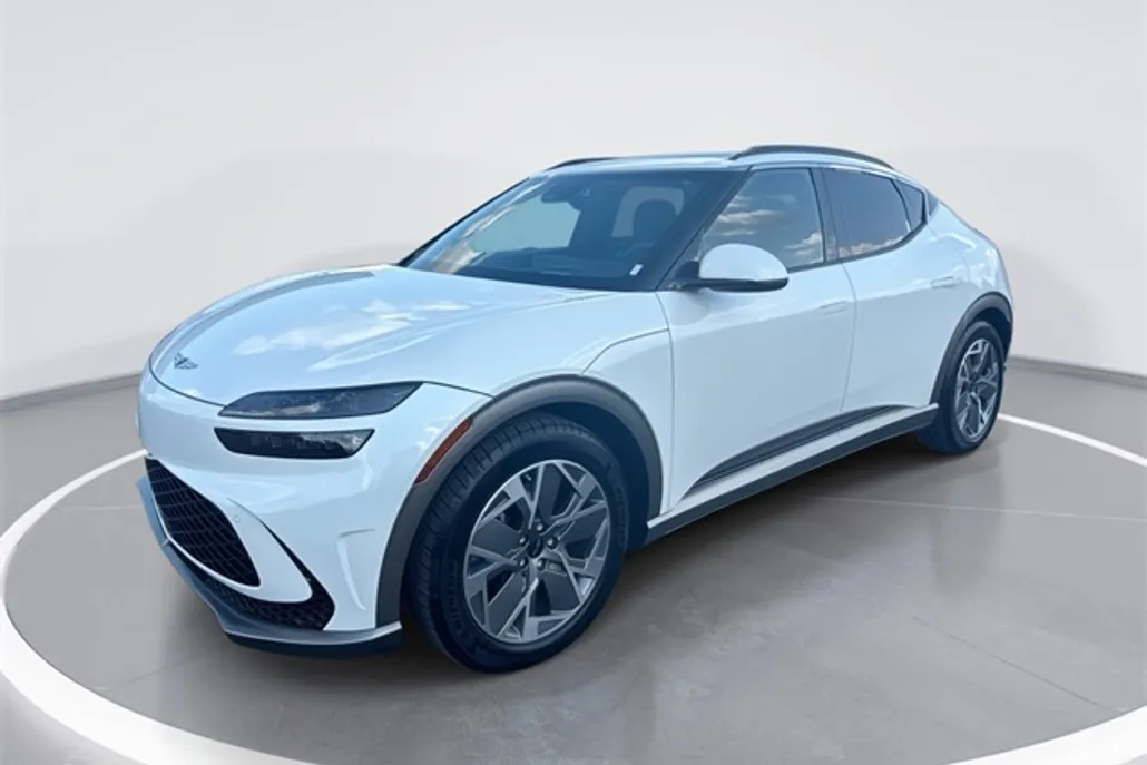 2025 Genesis GV60 photo 1
