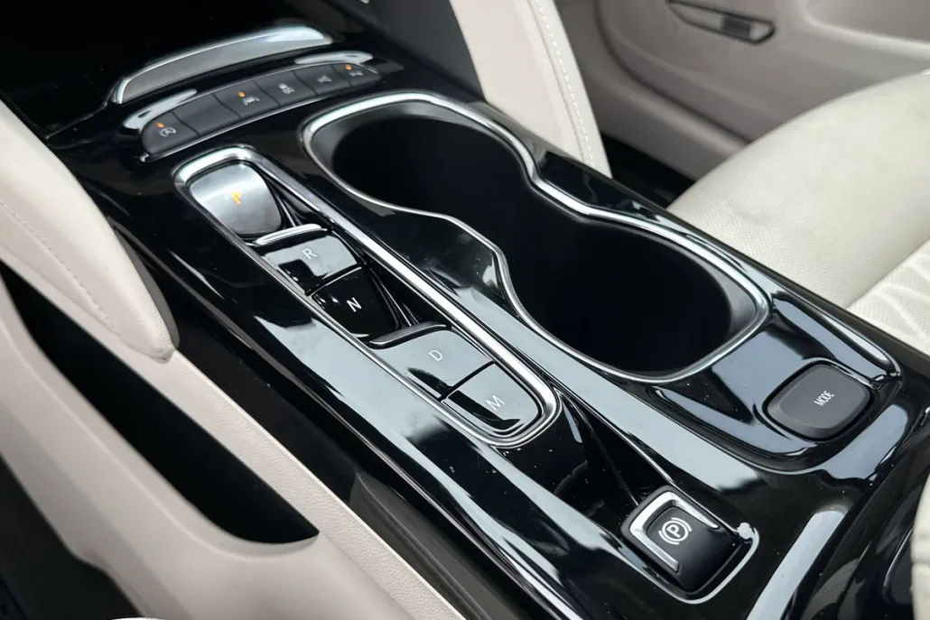 2022 Buick Envision Avenir photo 1