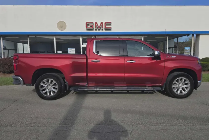 2019 Chevrolet Silverado 1500 LTZ photo 1
