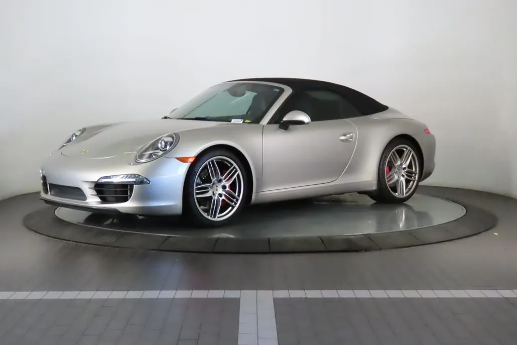 2012 Porsche 911 S Cabriolet photo 1