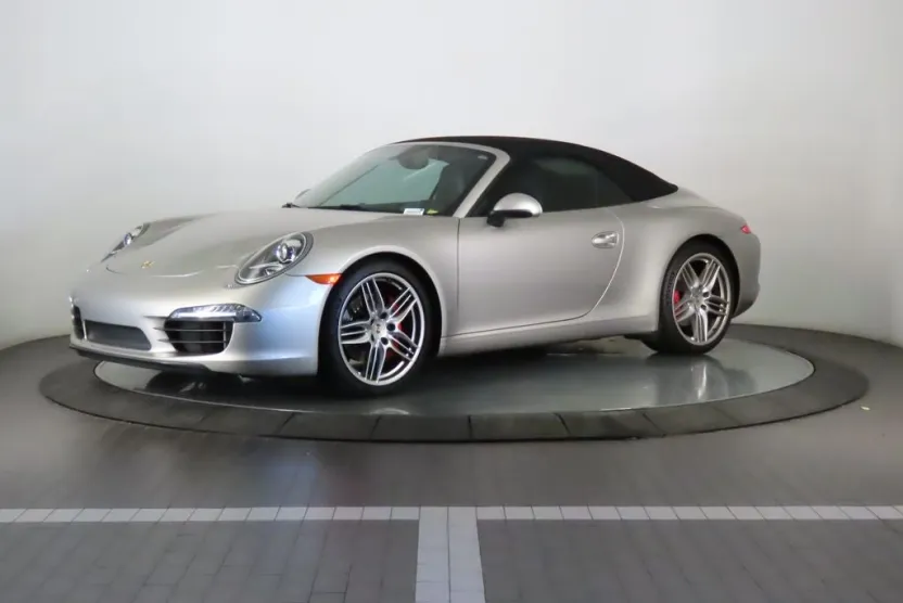 2012 Porsche 911 S Cabriolet photo 1